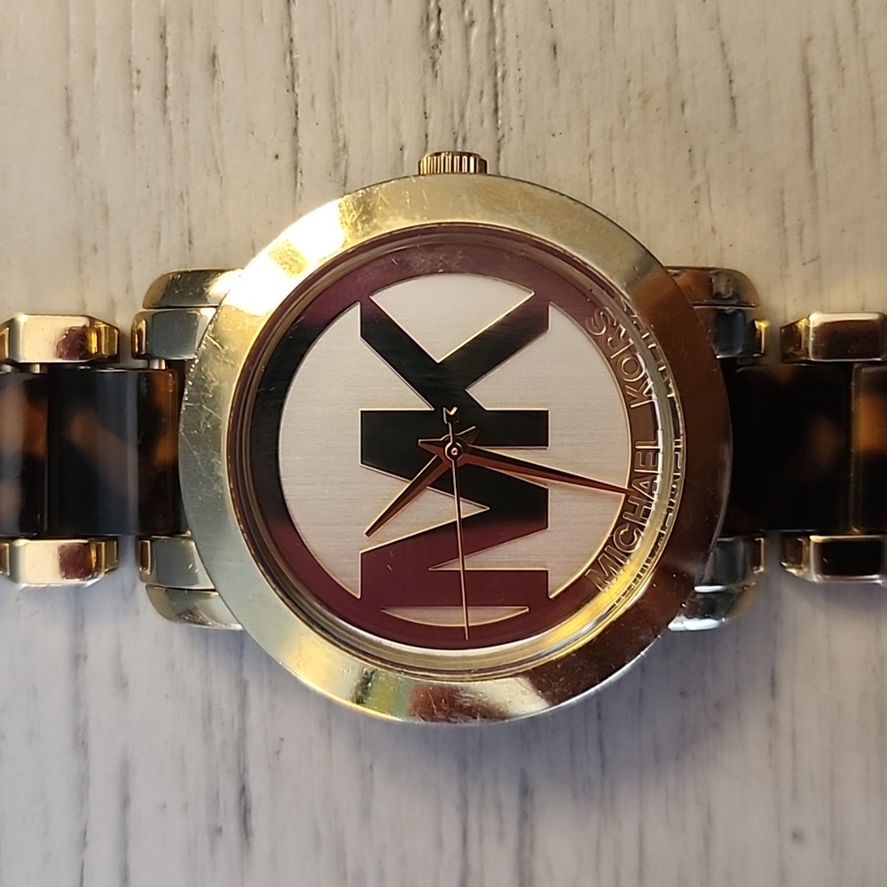 Authentic Gold And Tortoiseshell Michael Kors Wat… - image 3